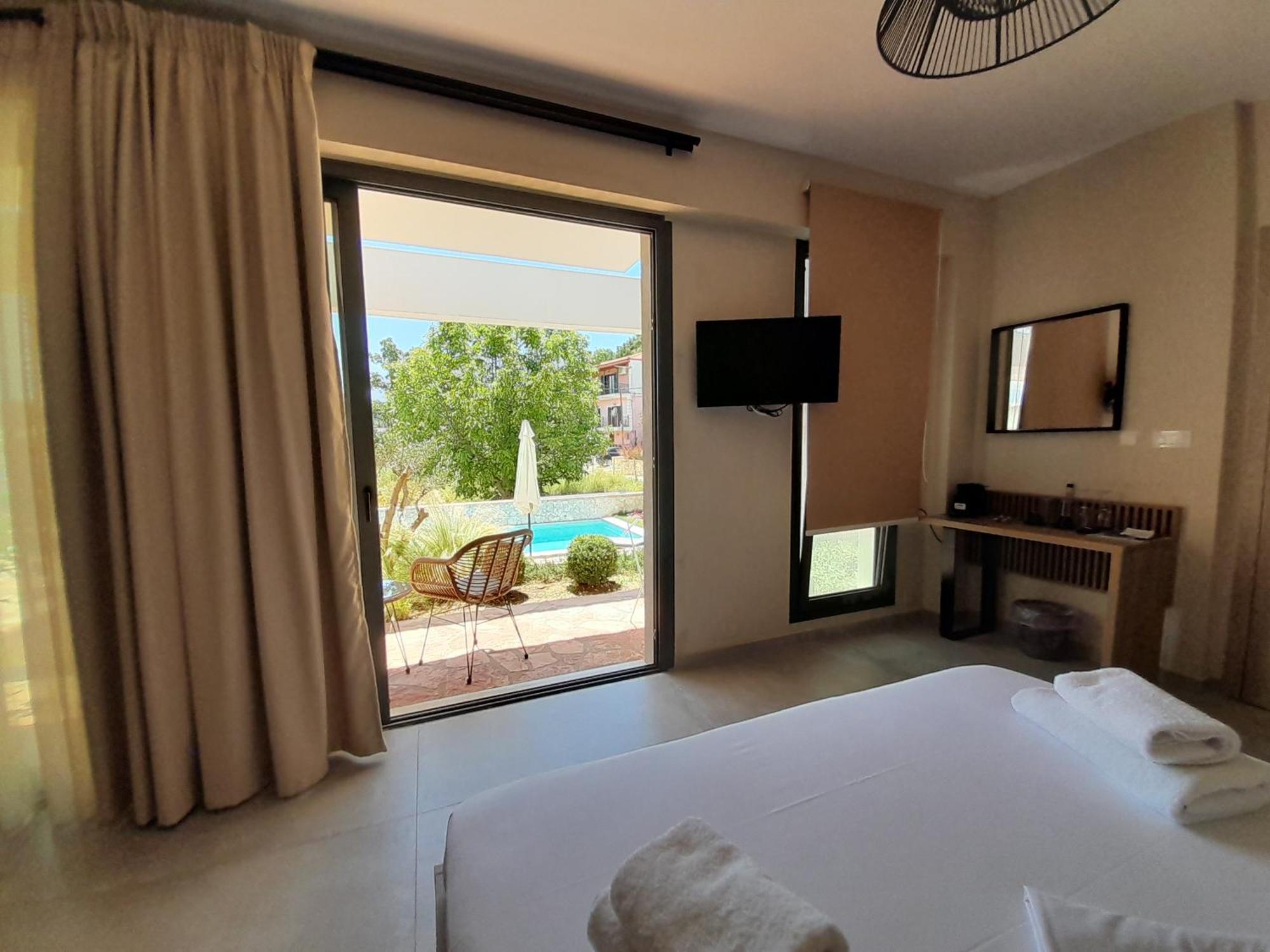 Marival Luxury Living - Adults Only Apartment Sivota  Room photo